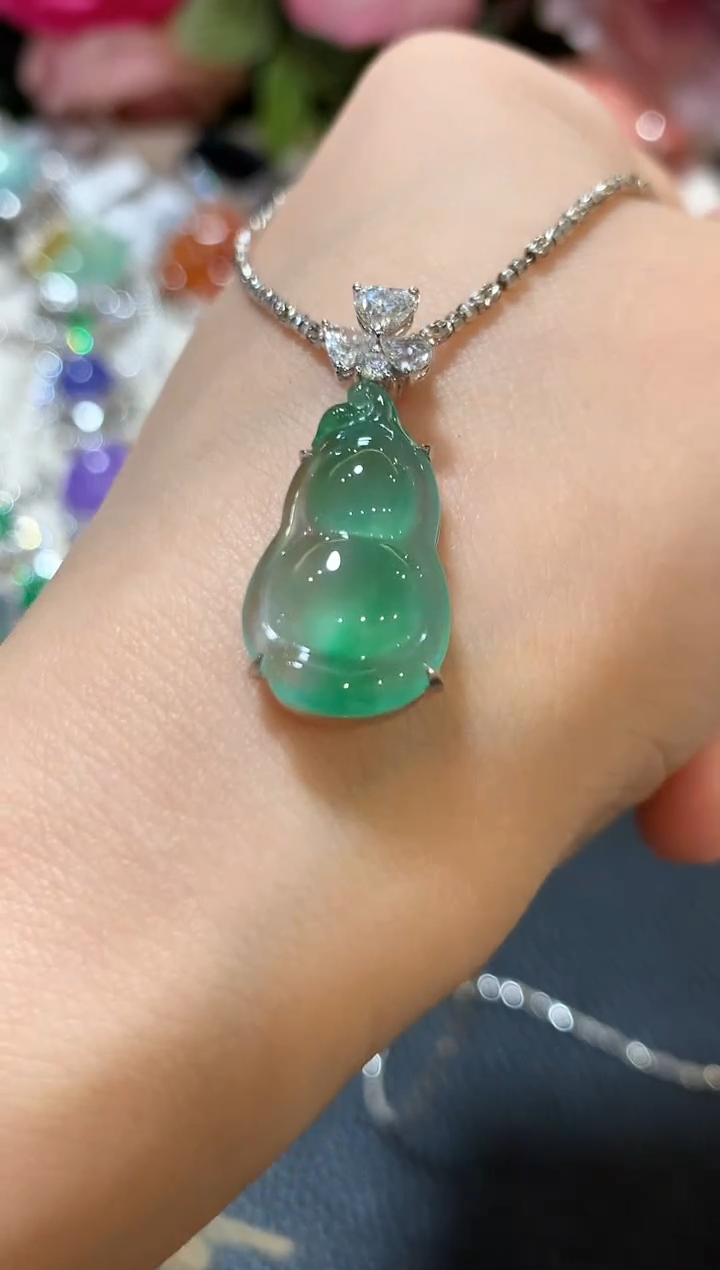 吊坠(不含链)18K金镶嵌翡翠m38 