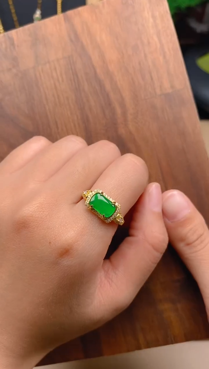 【闪购商品】翡翠戒指银S925镶嵌马鞍戒指