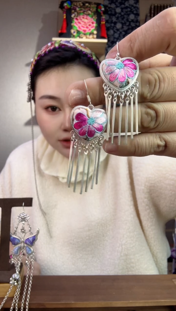 【闪购商品】刺绣纯手工苗绣非遗耳环