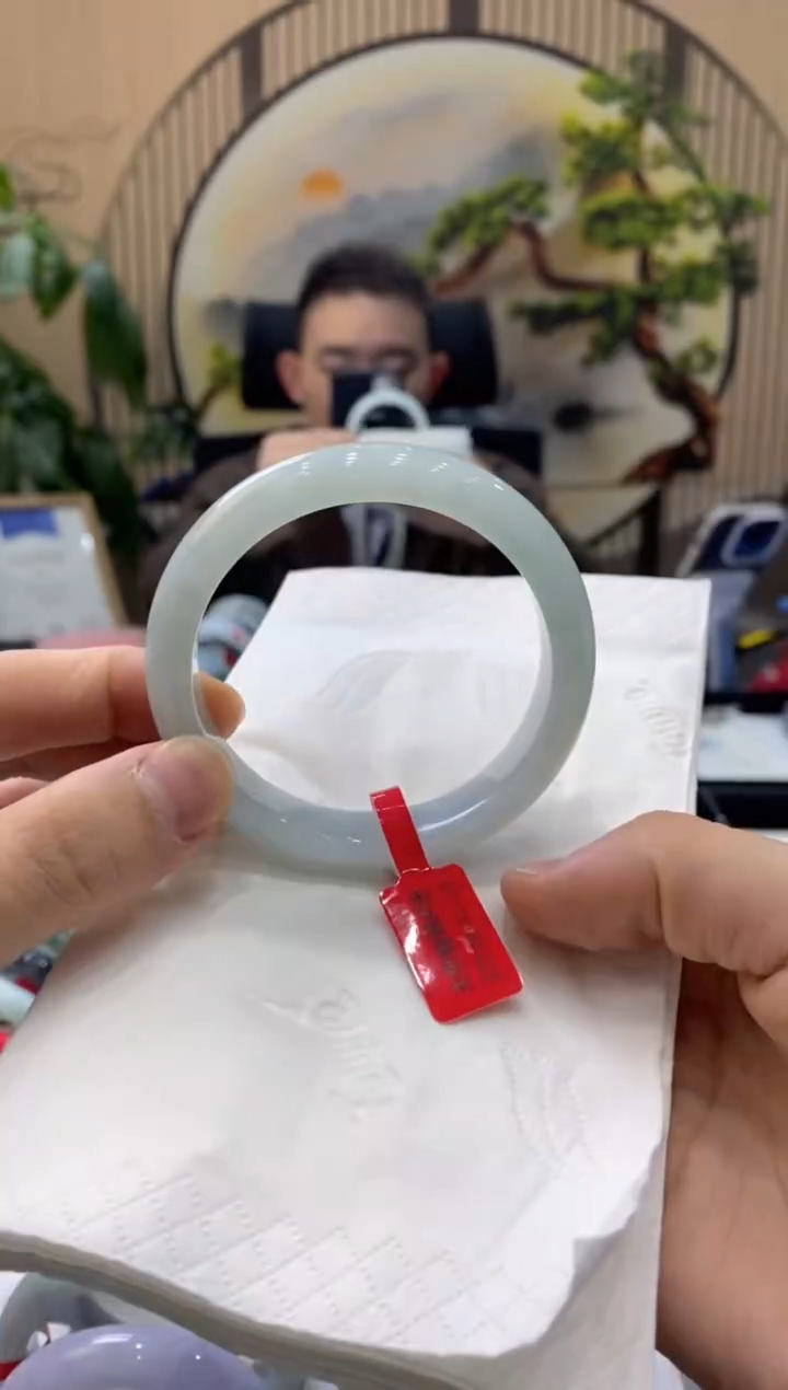 【闪购商品】翡翠手镯未镶嵌000011673