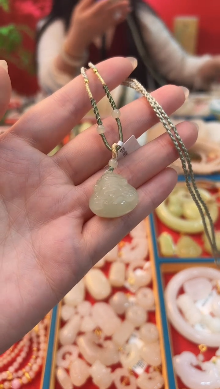 【闪购商品】和田玉吊坠未镶嵌晴水财神爷