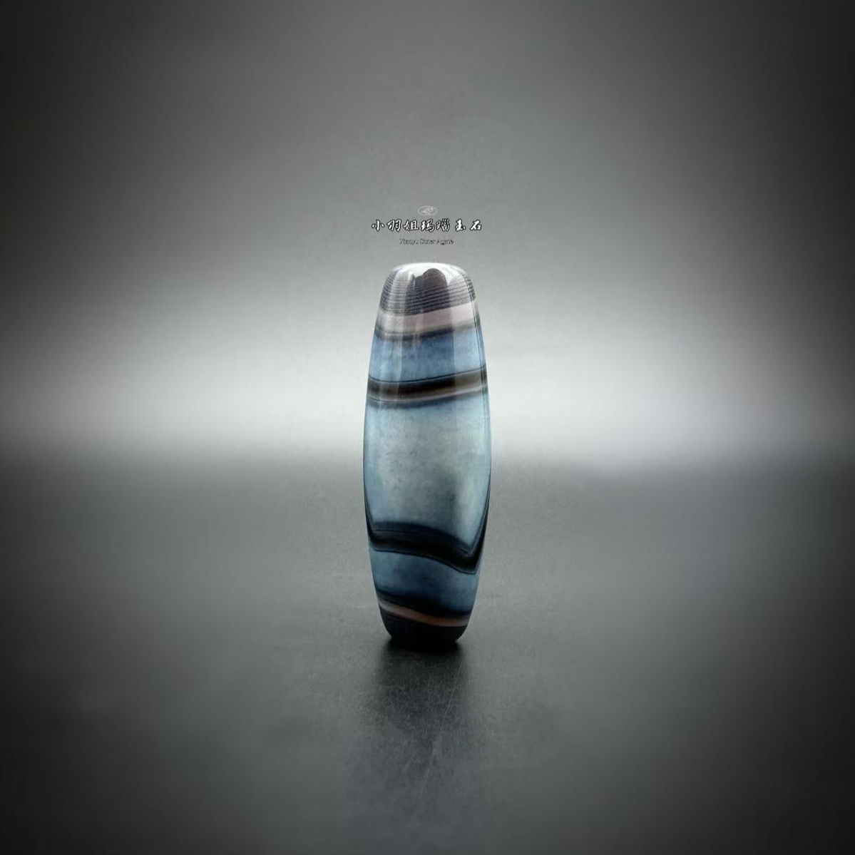 蓝沁缠丝玛瑙方眼勒子 尺寸 42.7*14.8