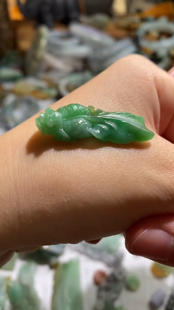 未镶嵌定制翡翠翡翠挂件