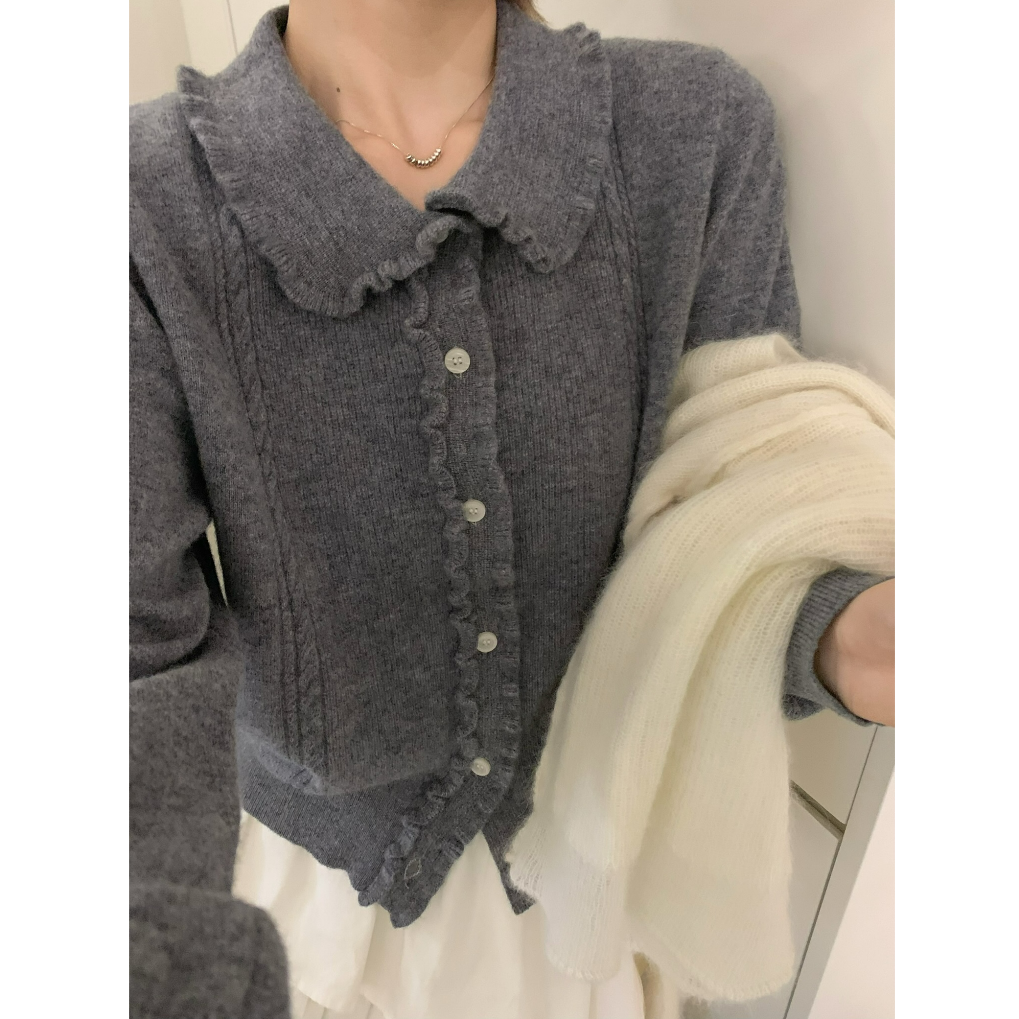 十三行OLIVE-冬季福秒花边设计毛衣#M012