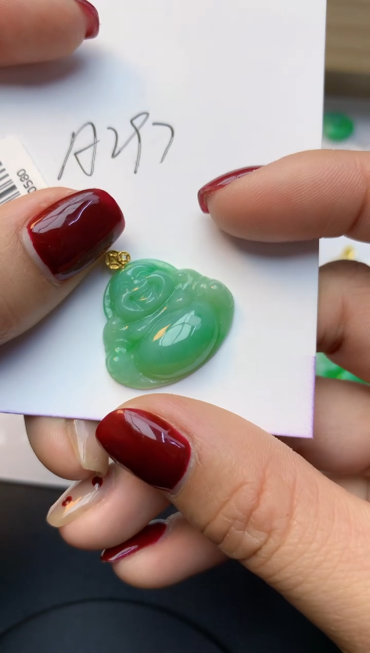 颈饰18K金镶嵌翡翠天然缅甸A货翡翠