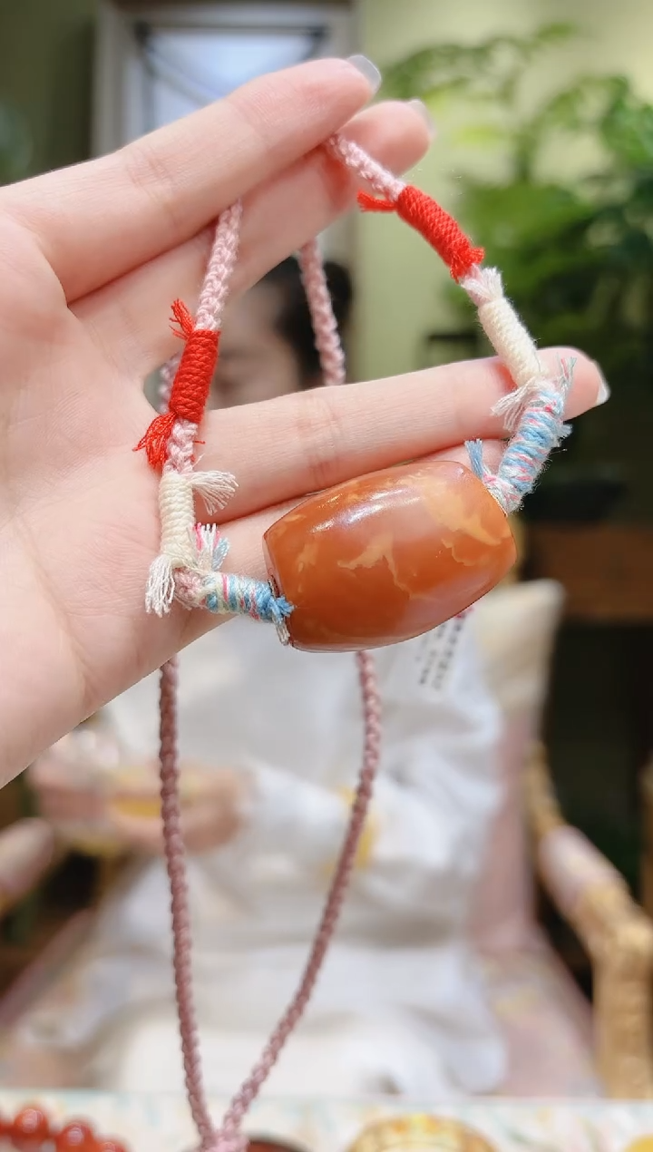 【闪购商品】蜜蜡裸石未镶嵌老蜡桶珠绳编吊坠AZ