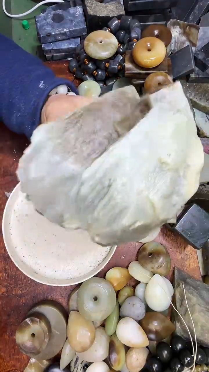 未镶嵌和田玉珠宝半成品1