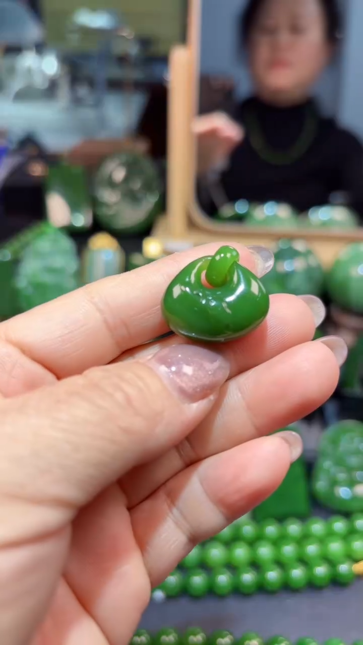 【闪购商品】和田玉（碧玉）颈饰未镶嵌1