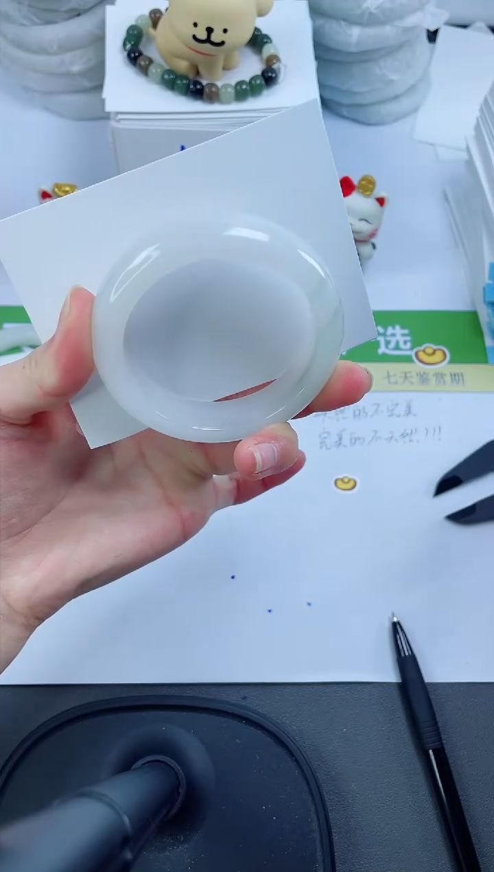 【闪购商品】石英质玉手镯未镶嵌757-52.5