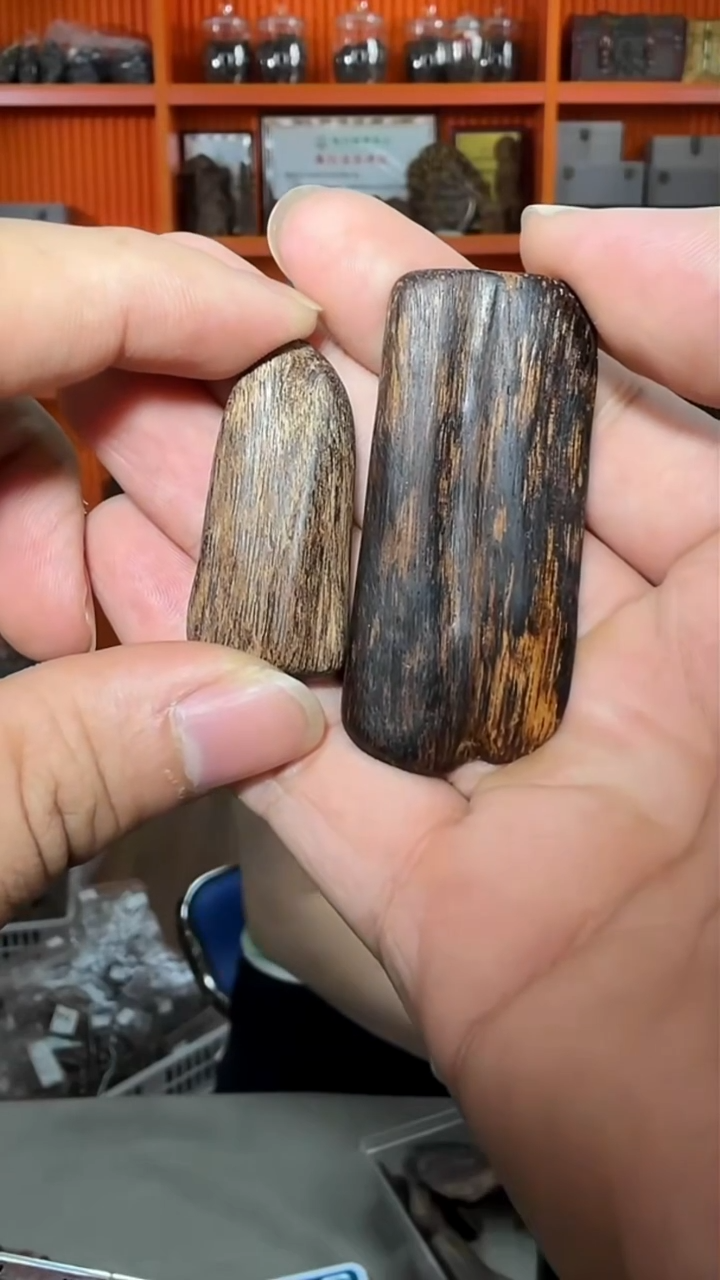 沉香吊坠193号发两个多样性发一