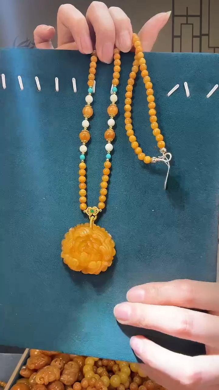 【闪购商品】琥珀裸石未镶嵌A0392天然蜜蜡