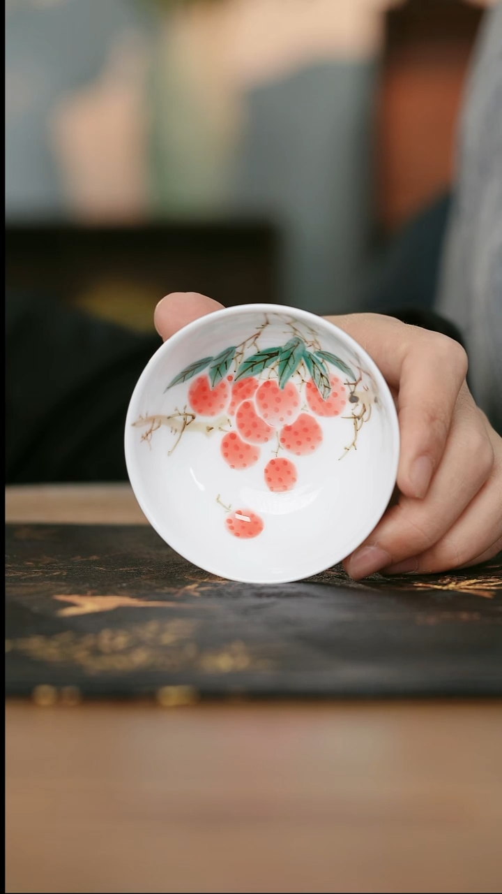 12-18手工手绘荔枝普洱杯