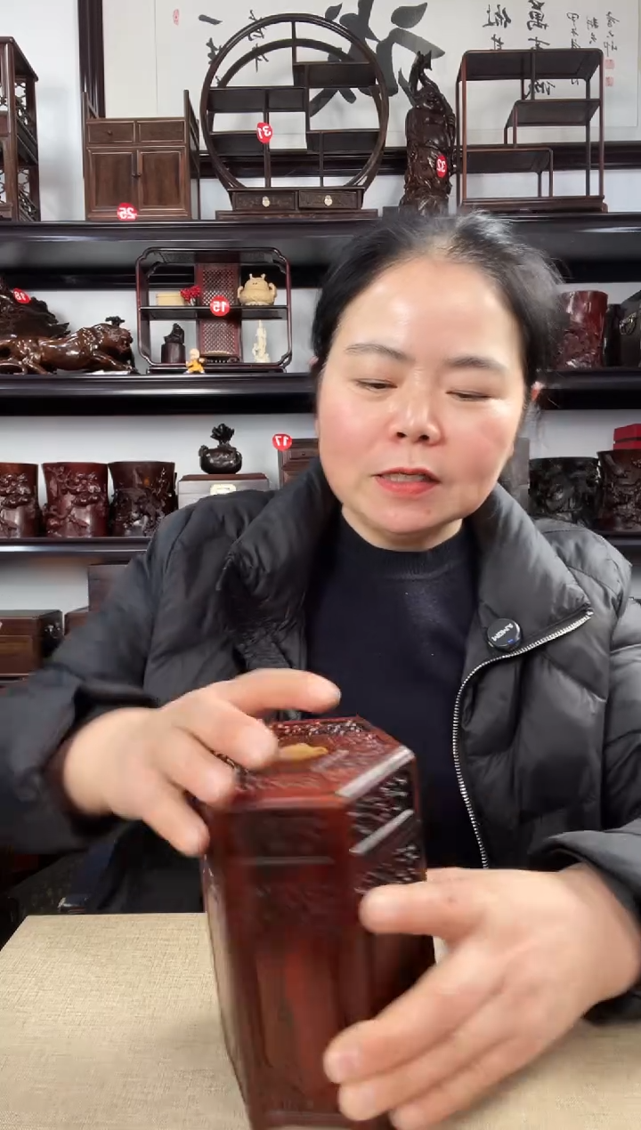 木593老李红木工艺品