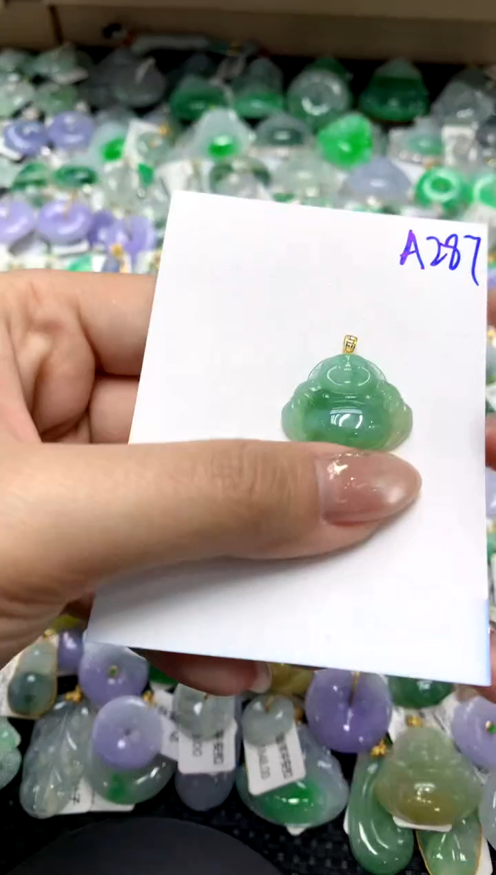 【闪购商品】翡翠颈饰18K金镶嵌111111111