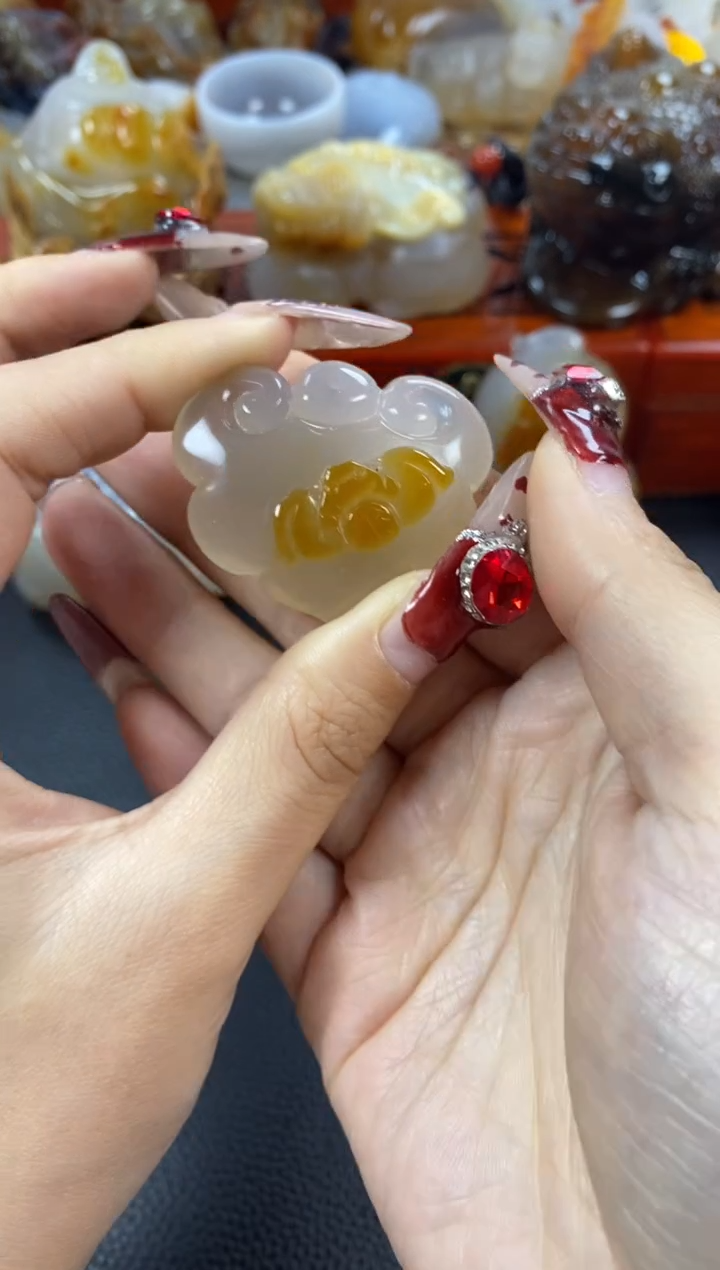 【闪购商品】玛瑙/玉髓挂件未镶嵌1