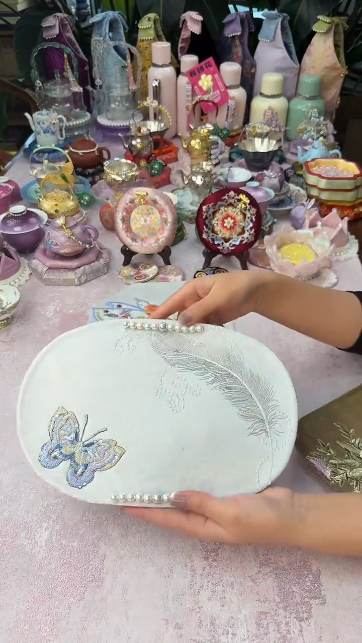 67银色蝴蝶茶席 