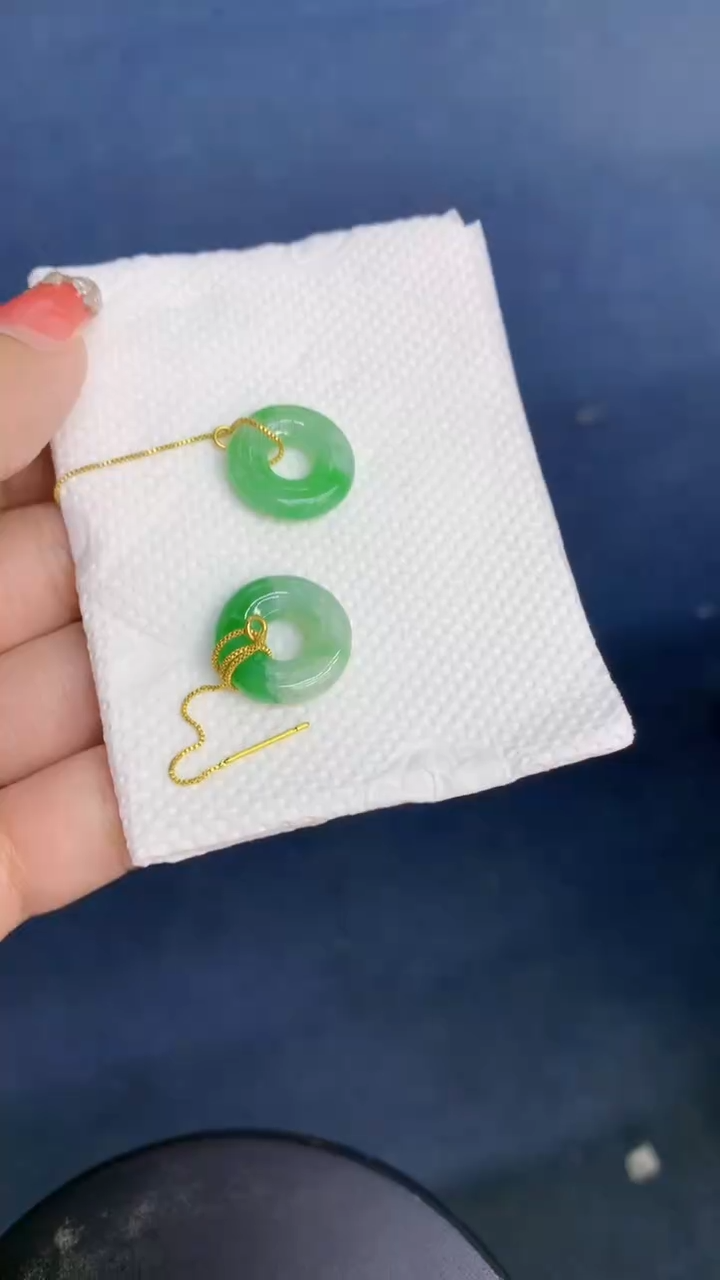 颈饰未镶嵌翡翠1