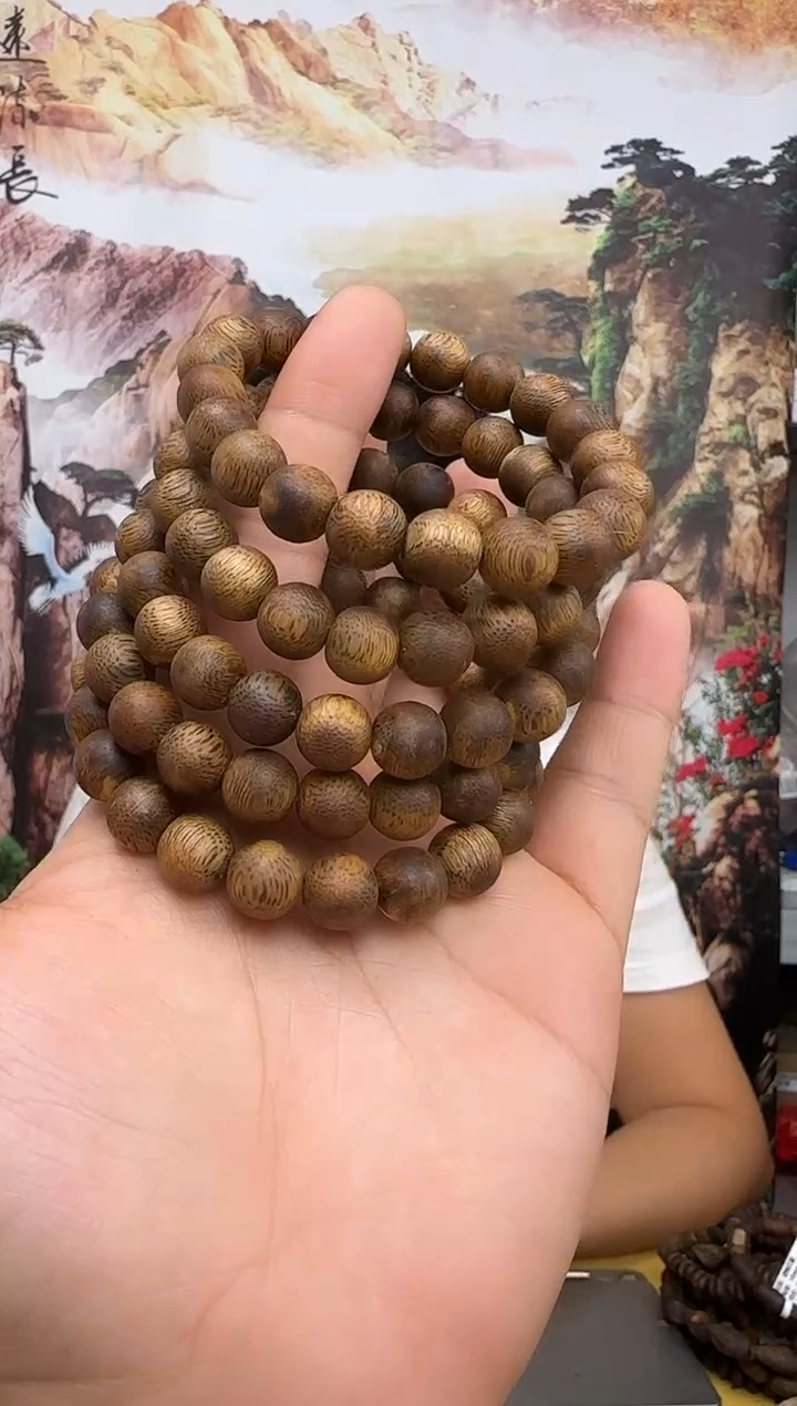 沉香沉香碎屑+GGG奇楠白奇虫漏母单圆卡10宠粉多样性发一