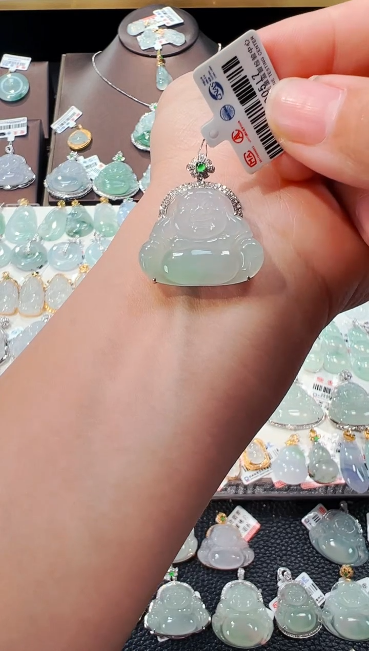 【闪购商品】翡翠吊坠(不含链)18K金镶嵌佛公吊坠517