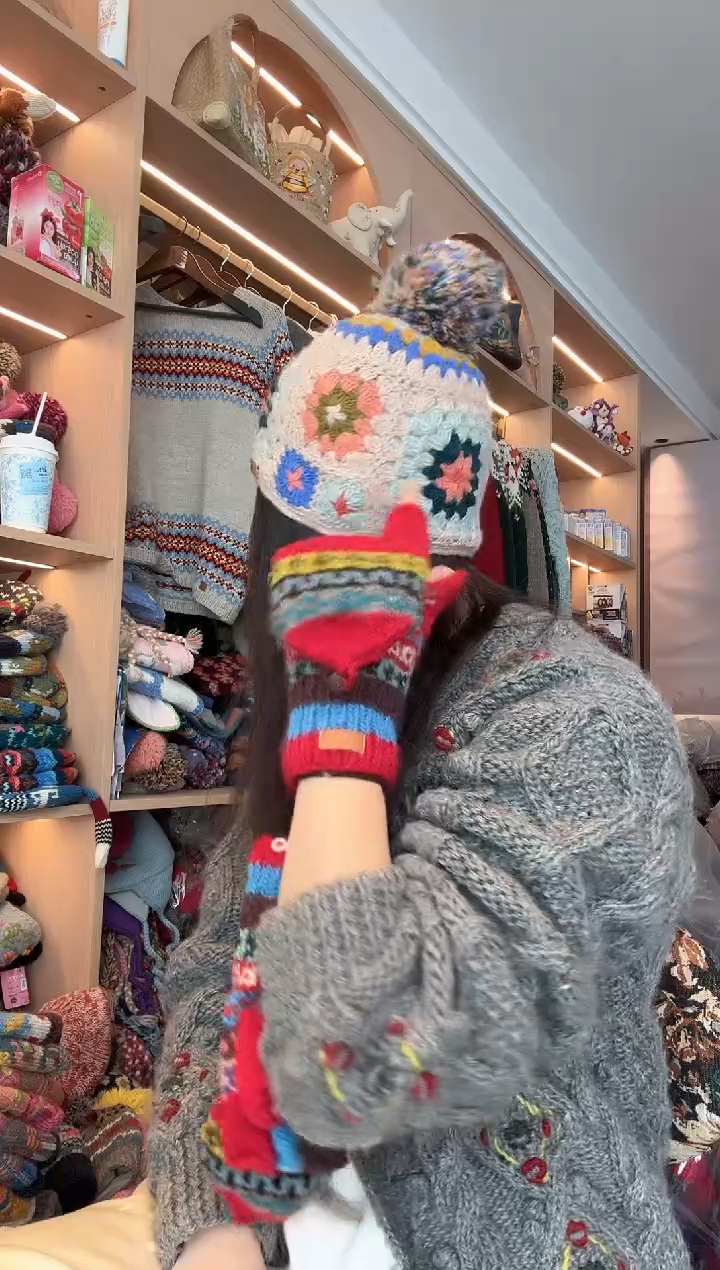 羊毛勾花手工羊毛帽