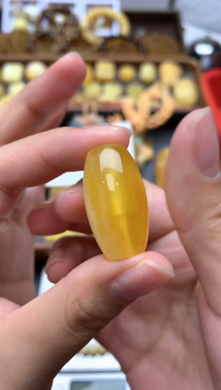 【闪购商品】琥珀珠宝奇石未镶嵌016琥珀蜜蜡花粉有纹小坑介意勿拍