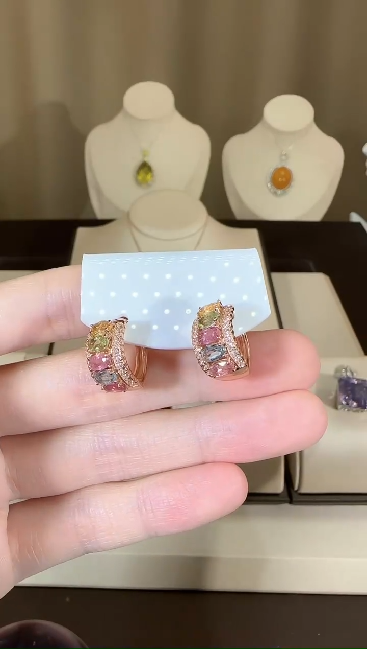 【闪购商品】碧玺耳饰银S925镶嵌8mm耳扣