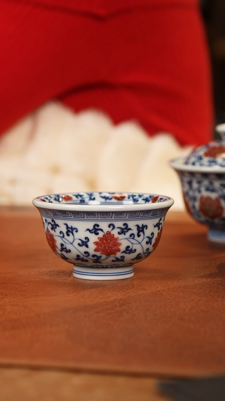 【闪购商品】杯和然釉里红小压手