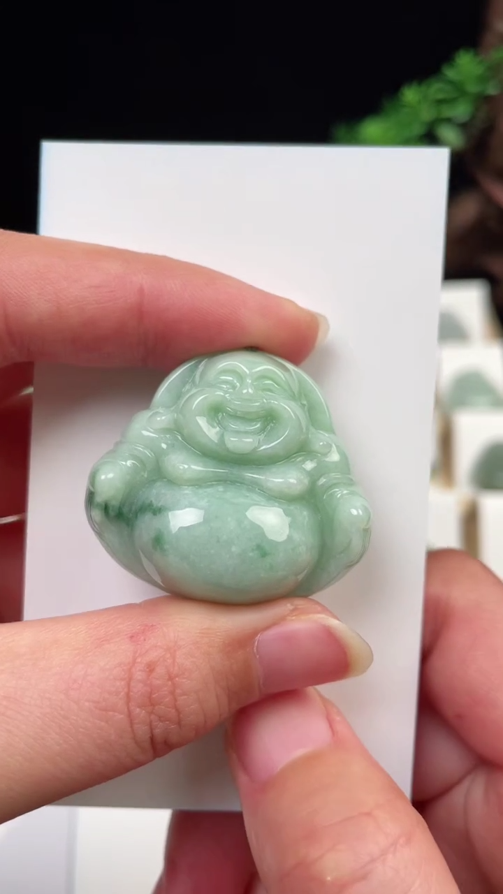 【闪购商品】翡翠颈饰未镶嵌佛公