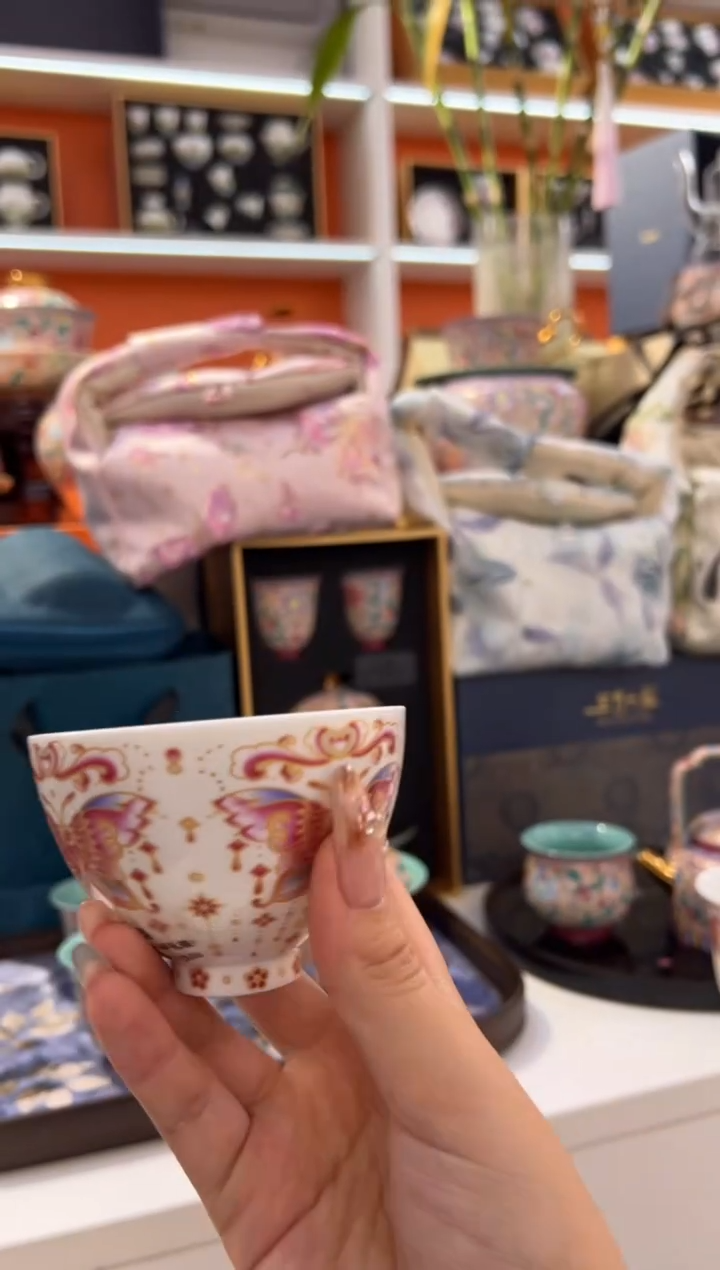 瓷片小乔闪购链接