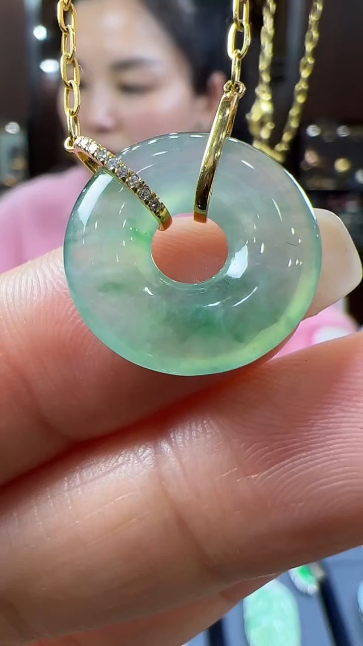 【闪购商品】翡翠挂件18K金镶嵌甜甜圈套链