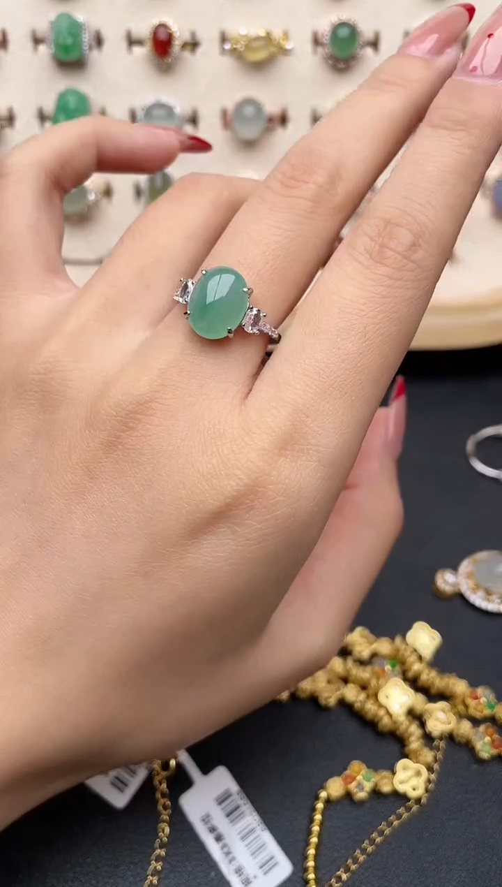 【闪购商品】翡翠戒指银S925镶嵌一物一证一礼盒