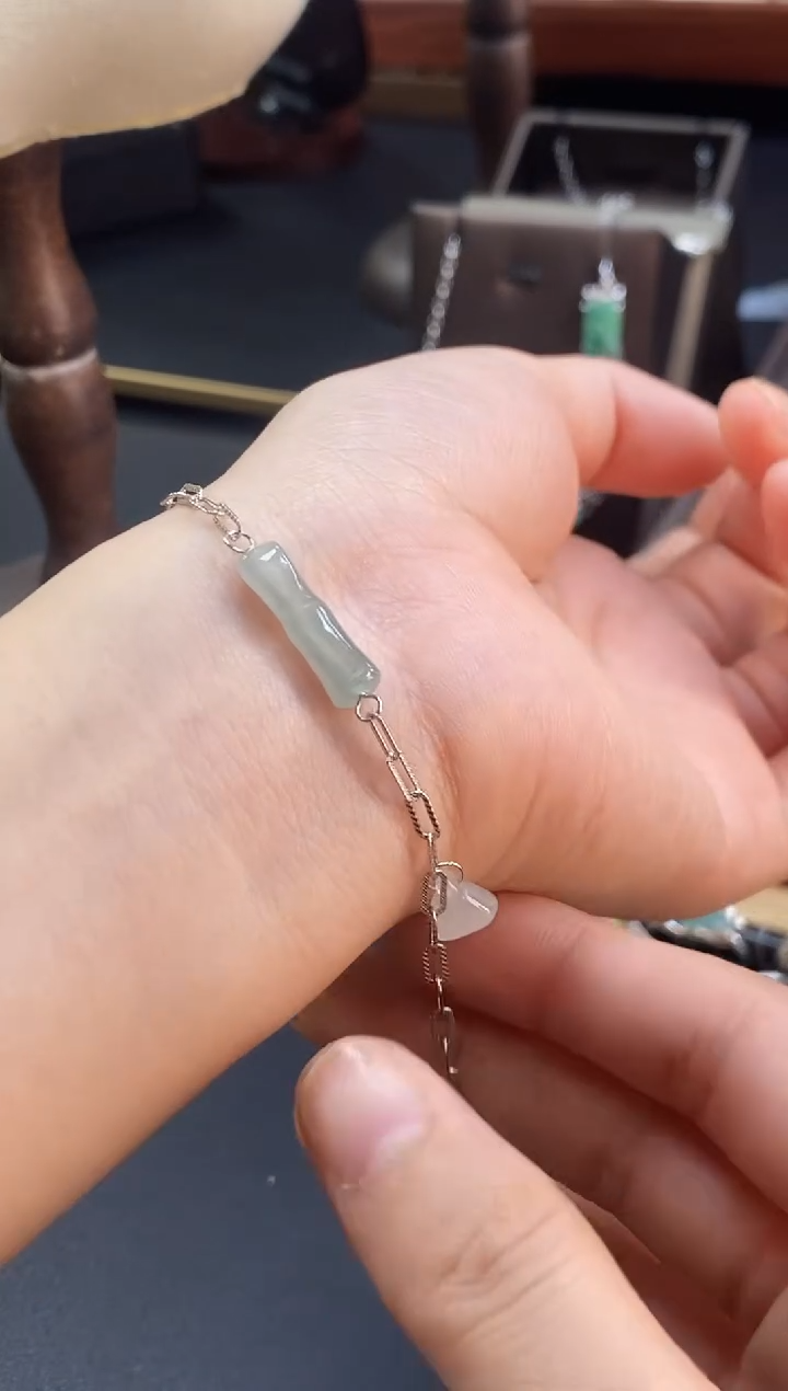 颈饰银S925镶嵌翡翠18202