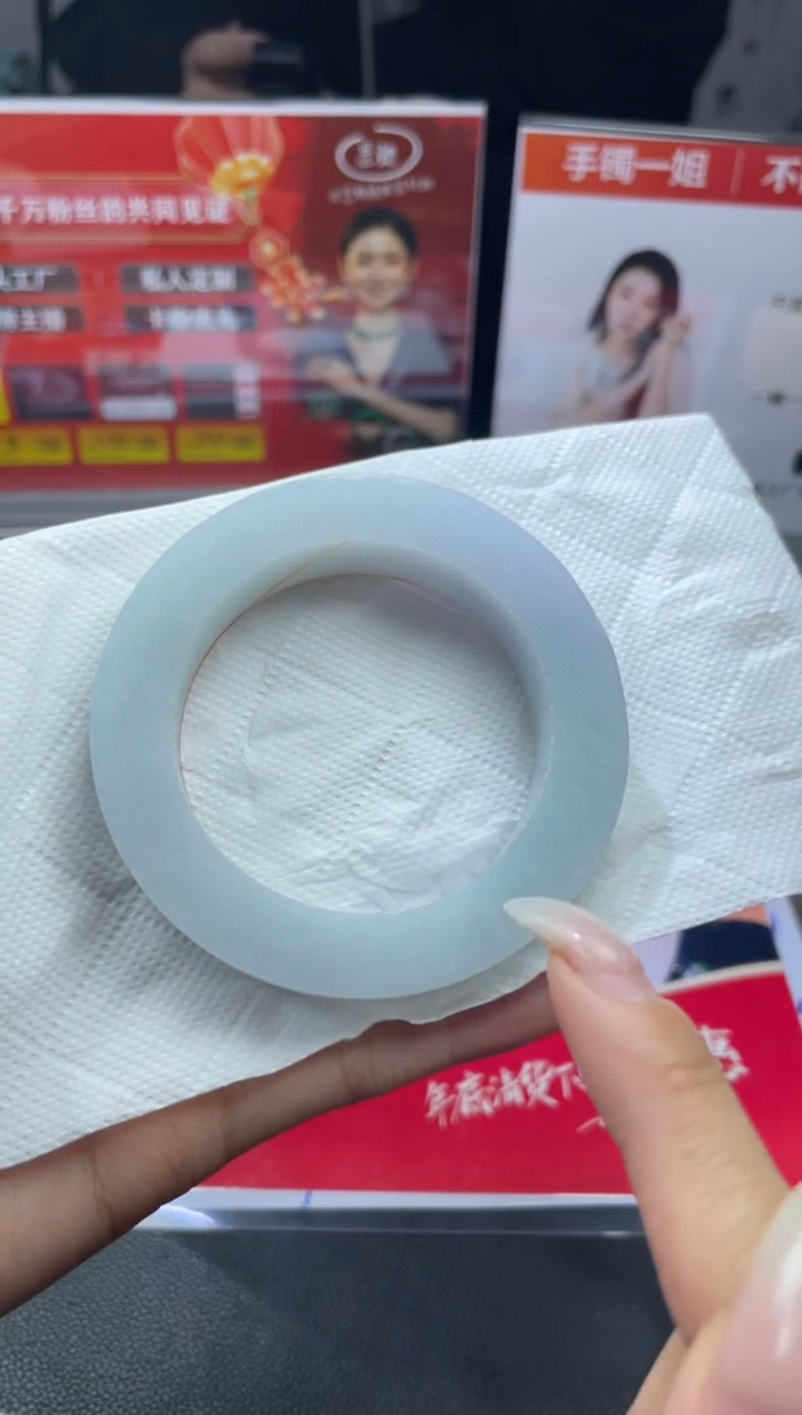 【闪购商品】定制翡翠手镯未镶嵌手镯DDH/发一件