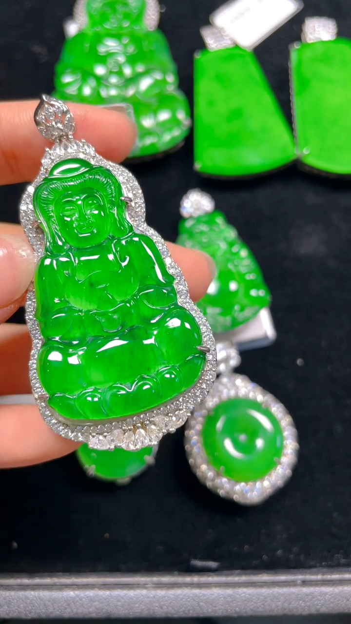 【闪购商品】翡翠吊坠(不含链)银S925镶嵌吊坠