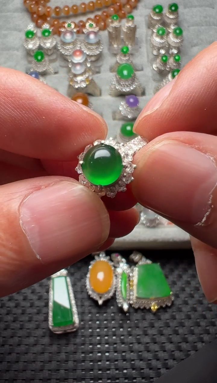 未镶嵌定制翡翠缅甸A货翡翠