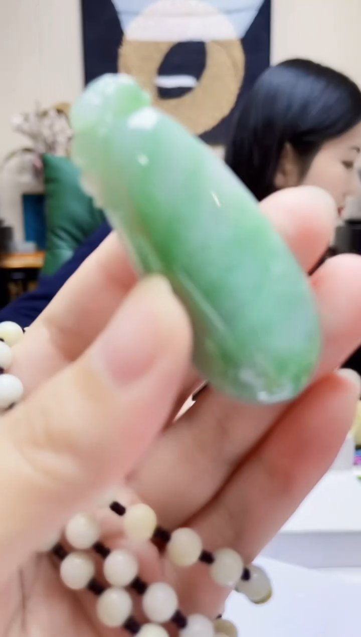 未镶嵌定制翡翠吊坠147