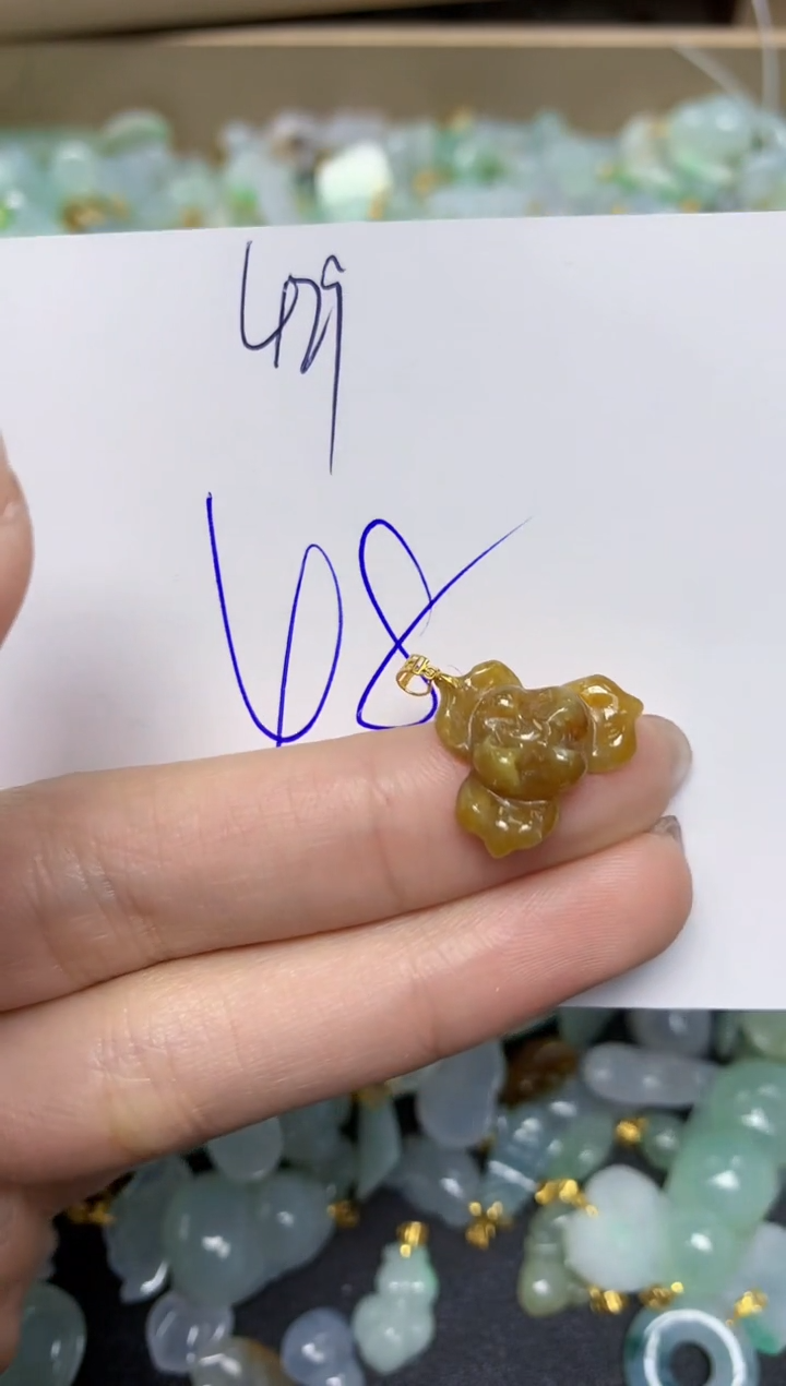 【闪购商品】翡翠颈饰18K金镶嵌天然翡翠A货