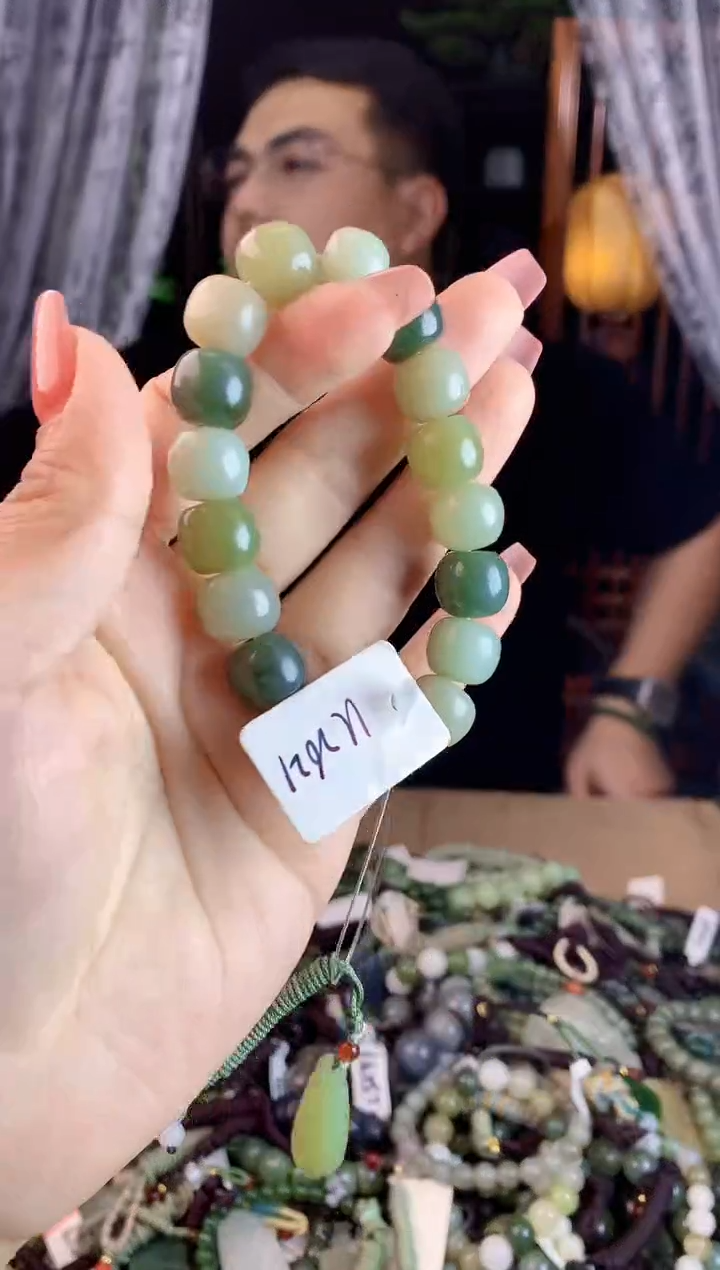 【闪购商品】和田玉挂件未镶嵌多样性发货拍一发一