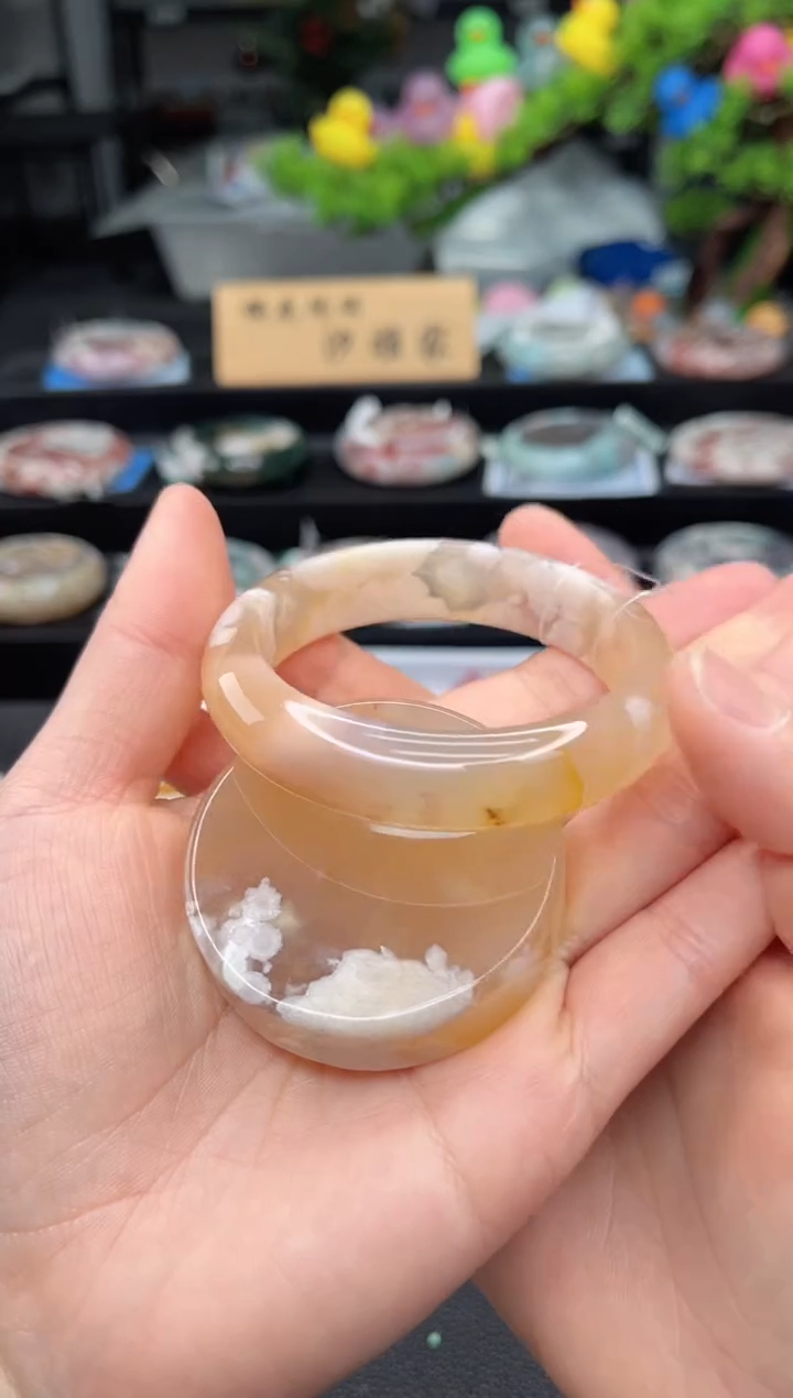 石英质玉未镶嵌手镯54圈口（赠品镯心）3515667