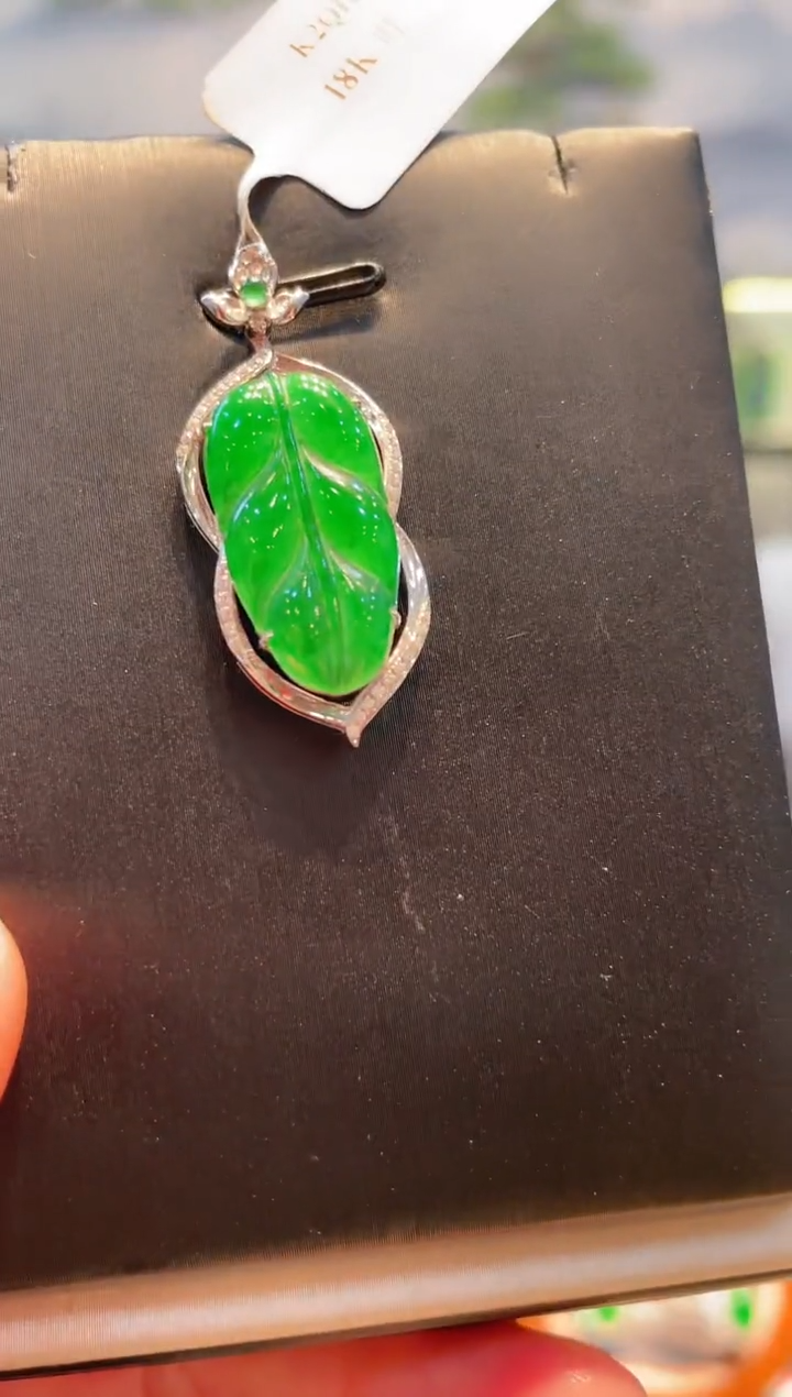 【闪购商品】翡翠颈饰18K金镶嵌A96天然A货翡翠