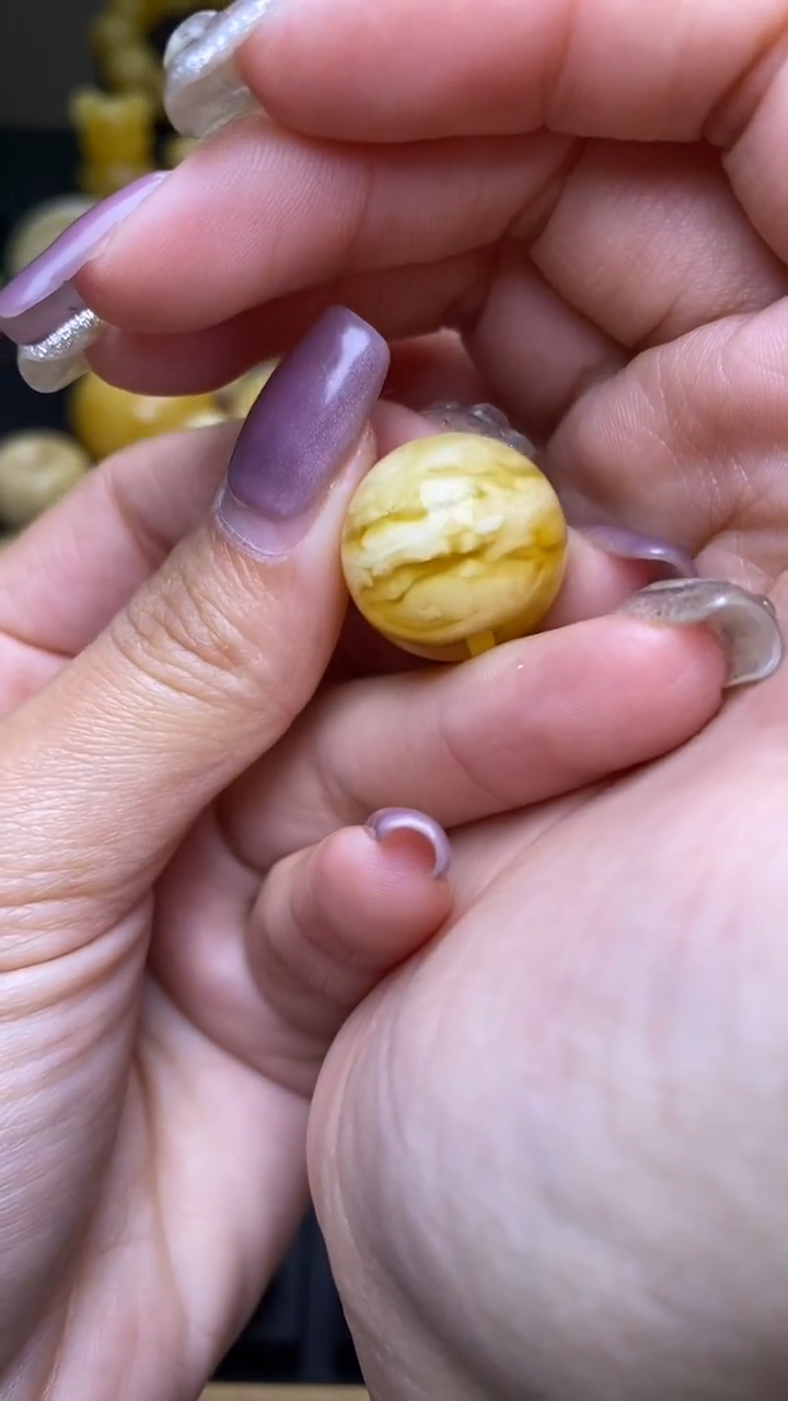 【闪购商品】琥珀裸石未镶嵌葵. 14