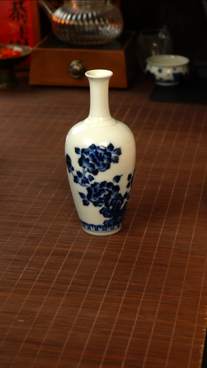 【闪购商品】杯待月观山牡丹瓶