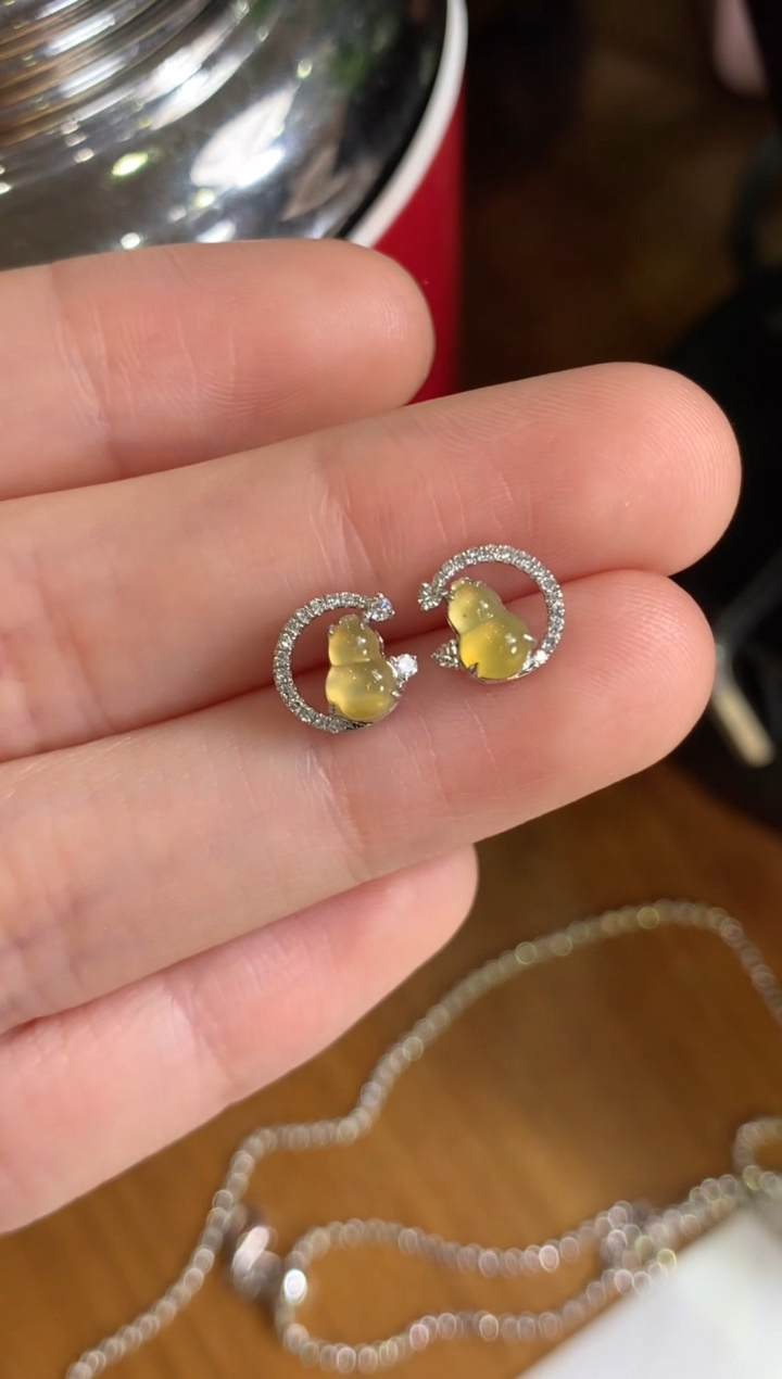 【闪购商品】翡翠耳饰18K金镶嵌黄葫芦耳钉