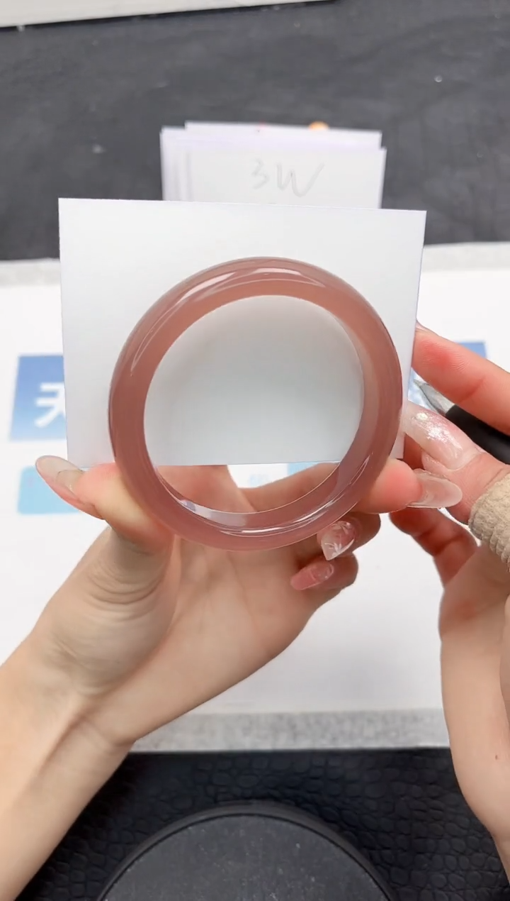 【闪购商品】石英质玉手镯未镶嵌A254-58.1