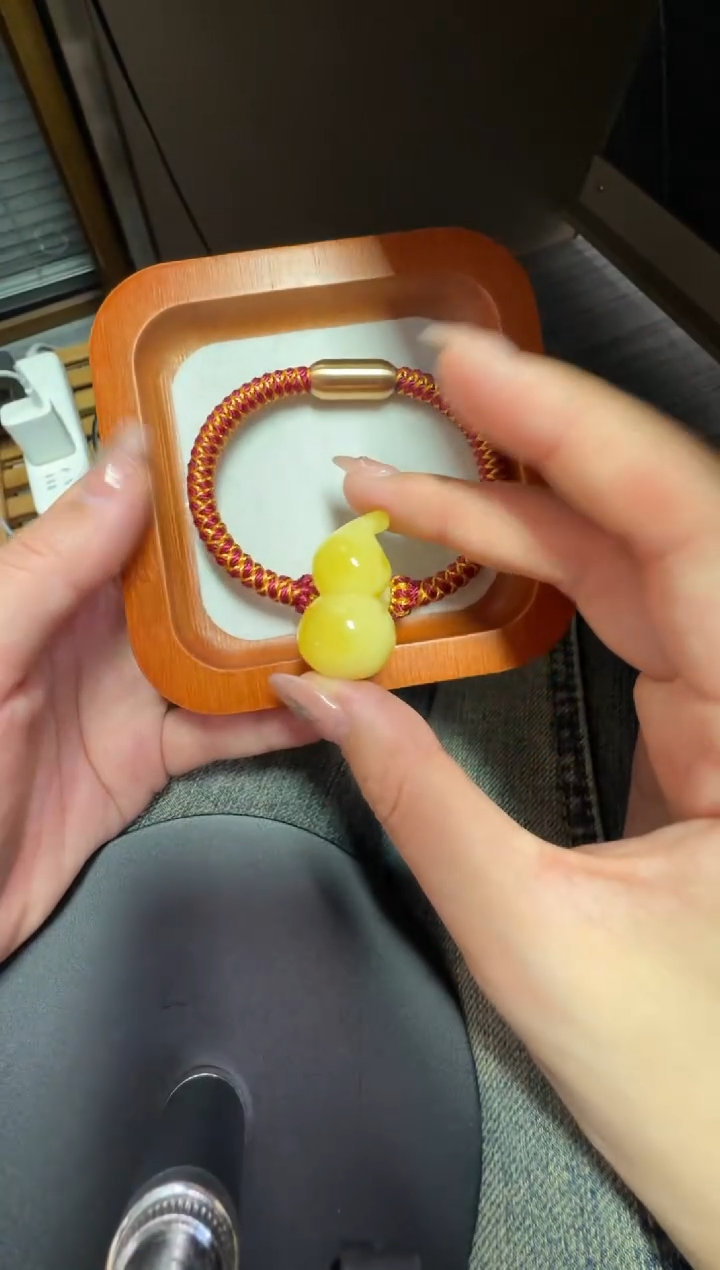 【闪购商品】琥珀珠宝奇石未镶嵌葫芦