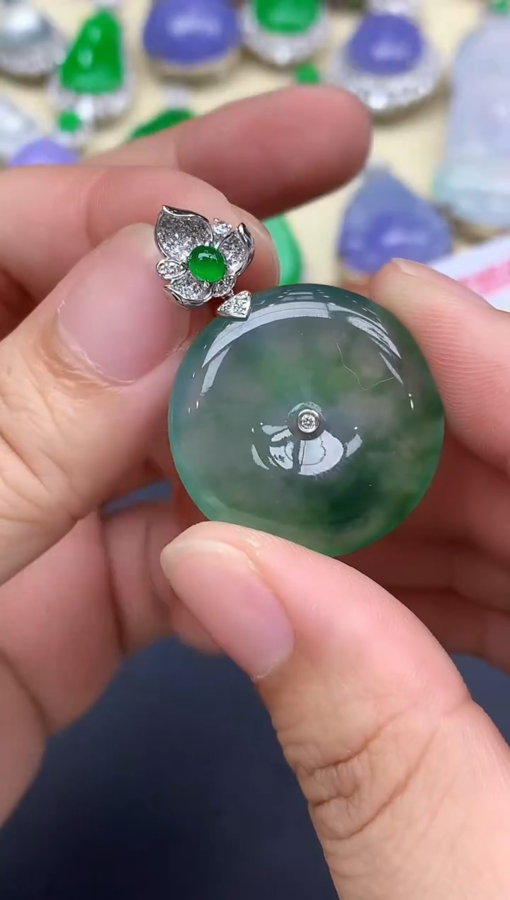 颈饰18K金镶嵌翡翠489-中国好珍宝