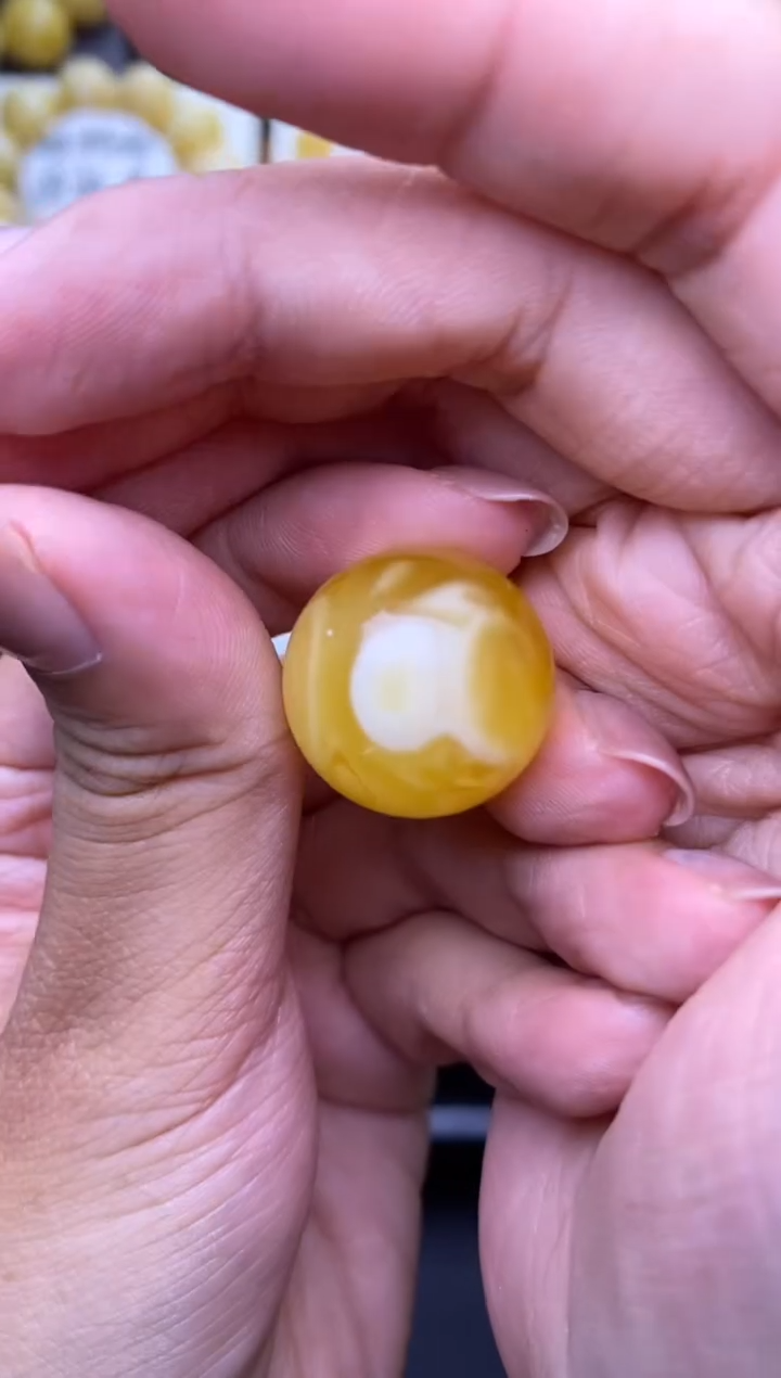 裸石琥珀未镶嵌大小姐珠宝27