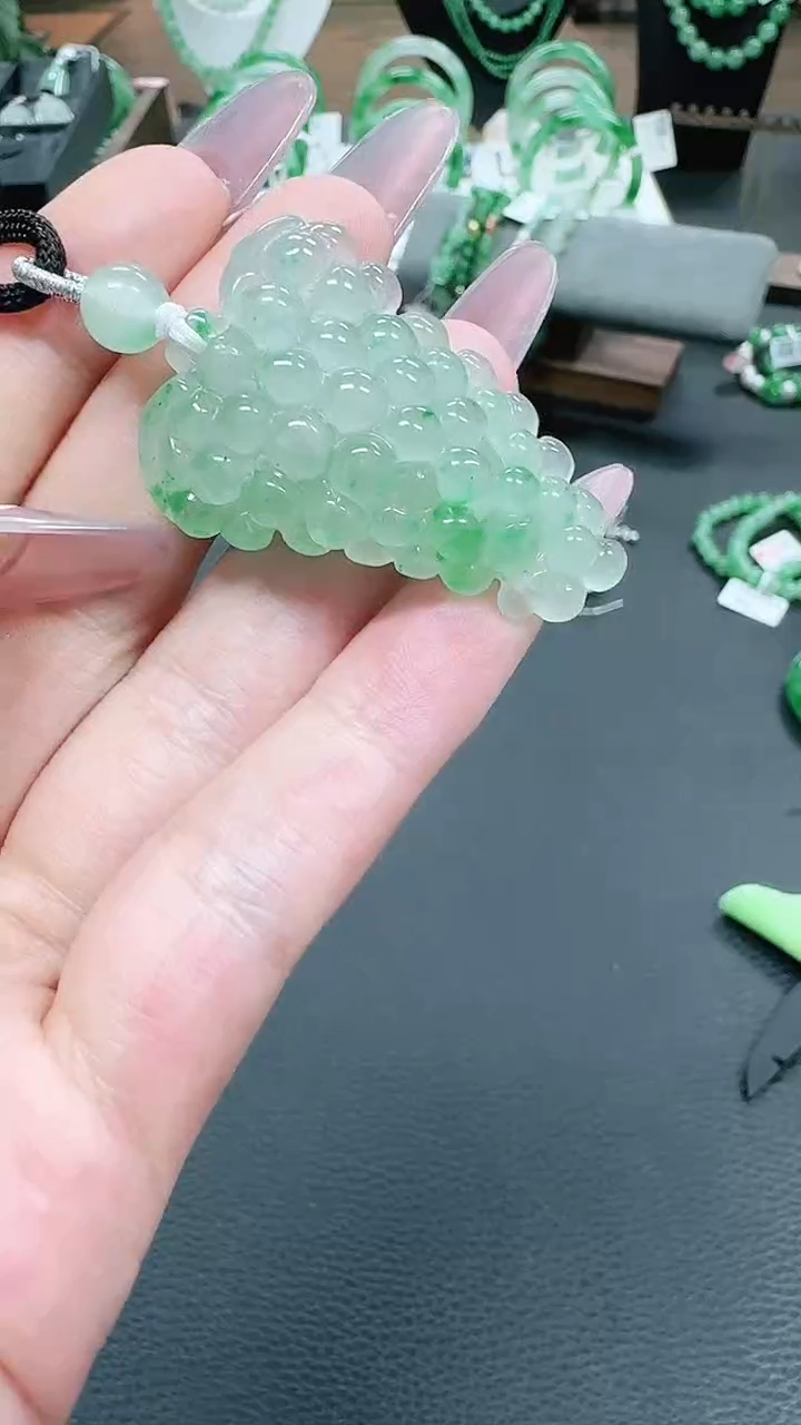 未镶嵌1石英质玉（非洲翠）/0936