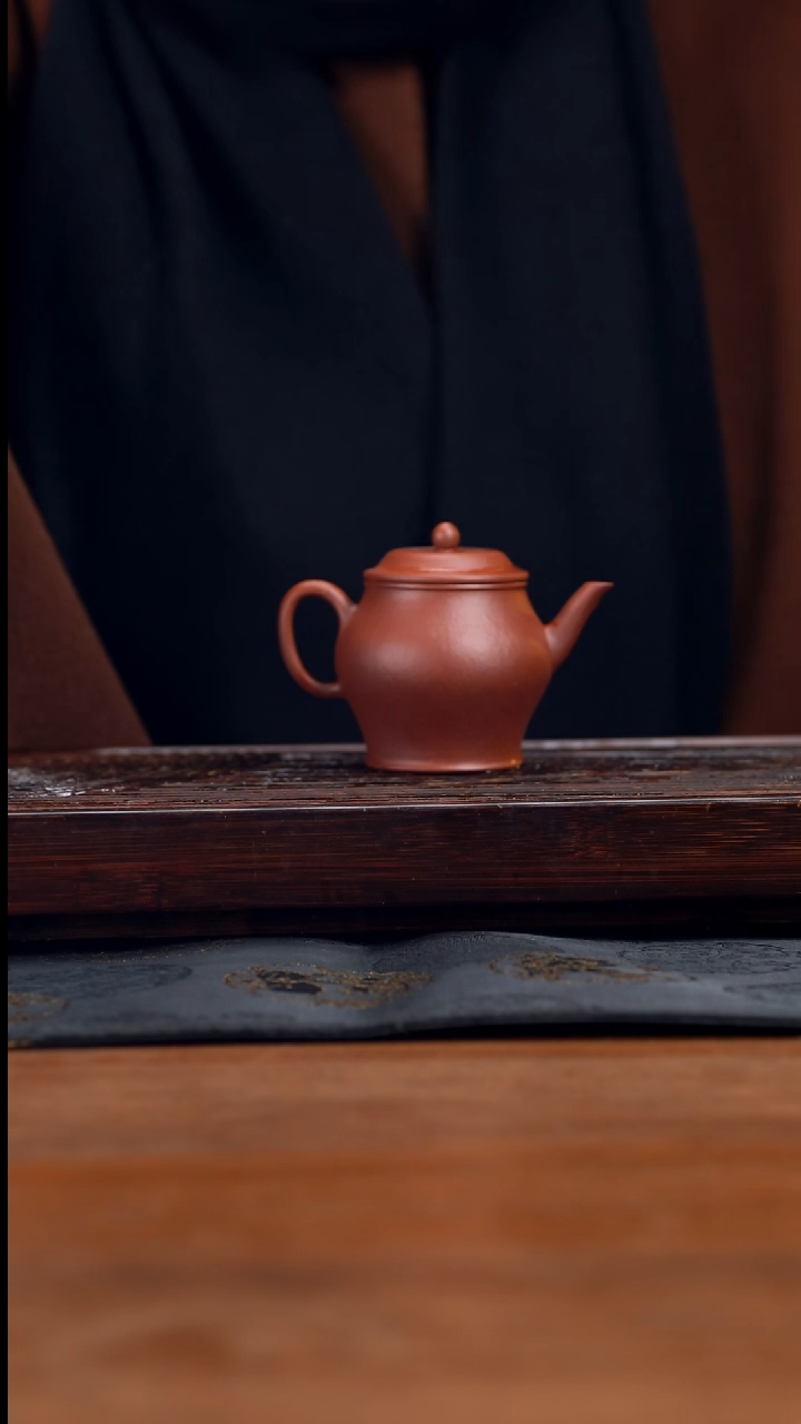 【闪购商品】紫砂茶壶130cc黄龙山原矿朱泥瓮型壶1