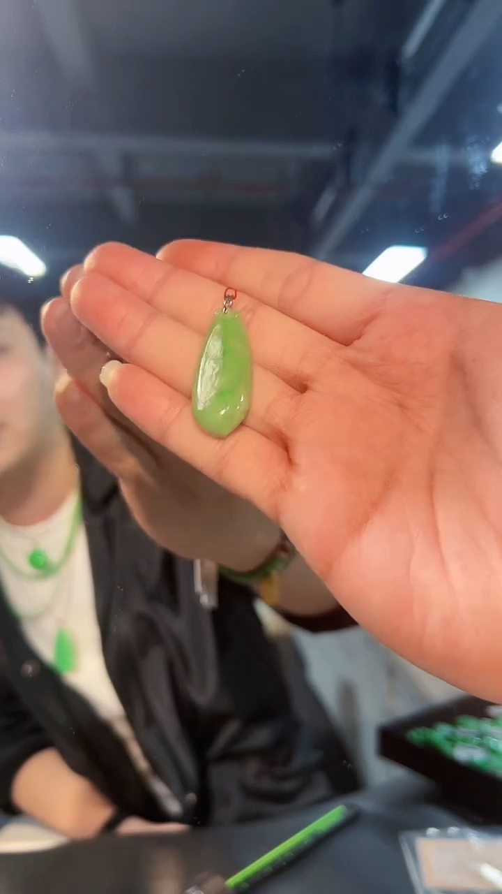 【闪购商品】翡翠颈饰18K金镶嵌缅料A货/支持复检/一件